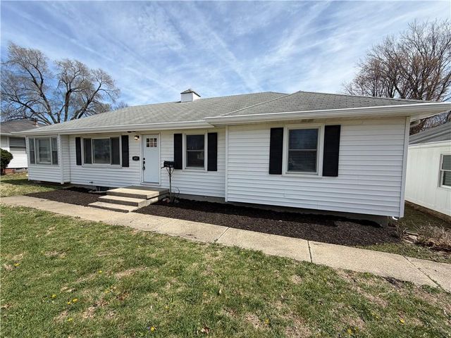 602 SW 15th Street, Blue Springs, MO 64015