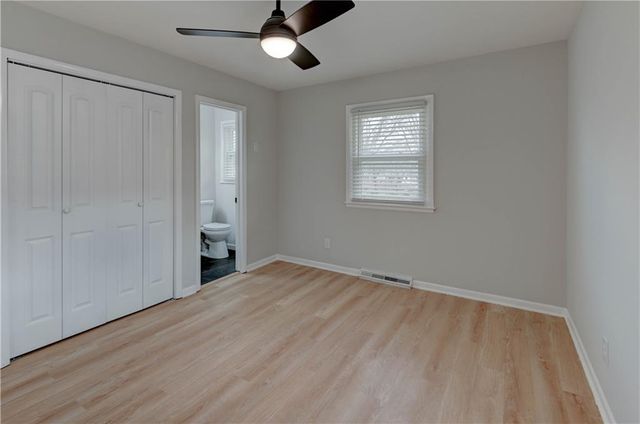 602 SW 15th Street, Blue Springs, MO 64015