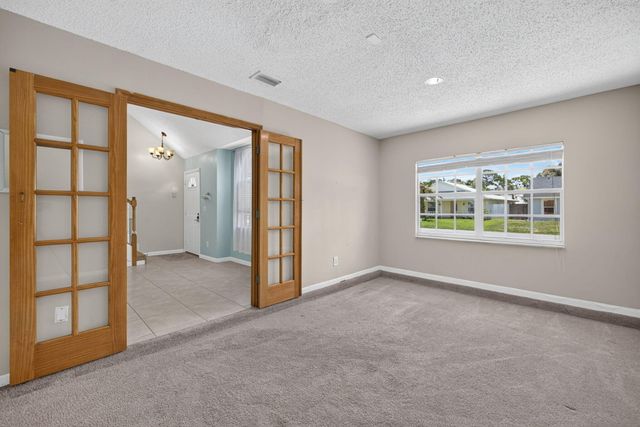 5919 SE Pine Drive, Stuart, FL 34997