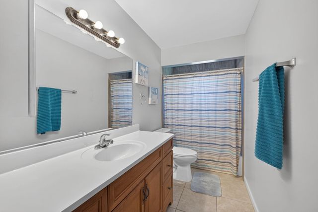5919 SE Pine Drive, Stuart, FL 34997