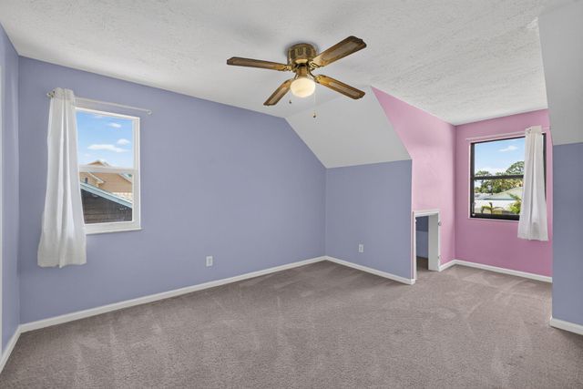 5919 SE Pine Drive, Stuart, FL 34997