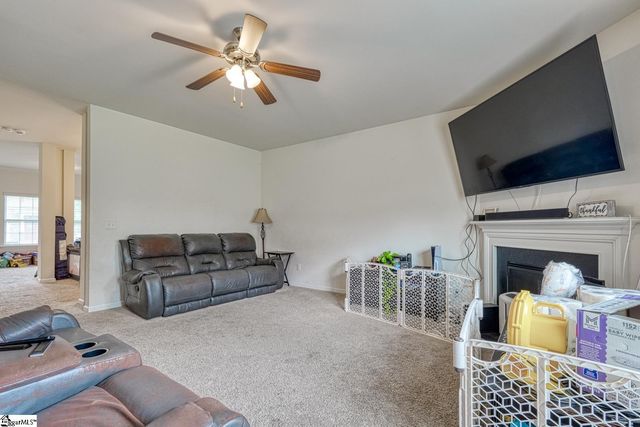 2062 Pomerol Drive, Moore, SC 29369