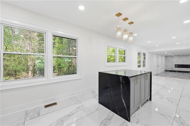 4113 Radcliffe Ct, Decatur, GA 30034