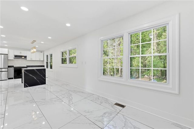 4113 Radcliffe Ct, Decatur, GA 30034
