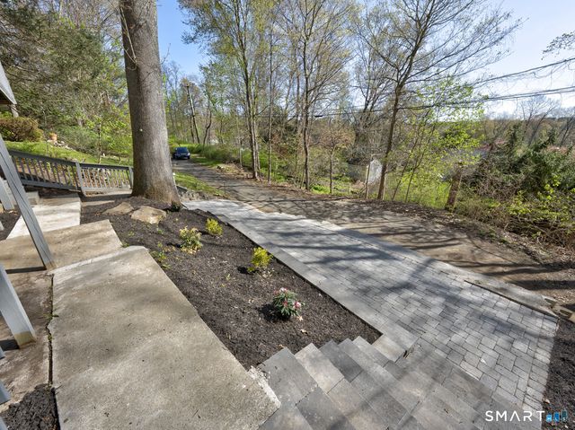 3 Orchard Drive, Danbury, CT 06811