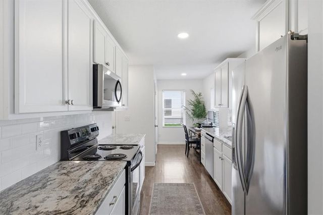 4700 W 65th Terrace, Prairie Village, KS 66208