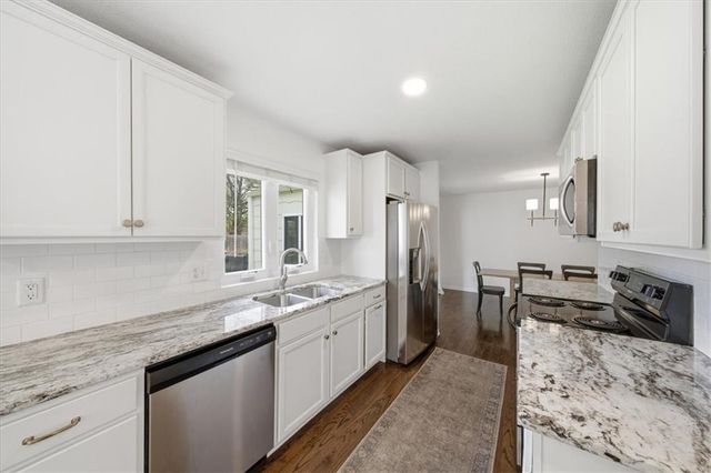 4700 W 65th Terrace, Prairie Village, KS 66208