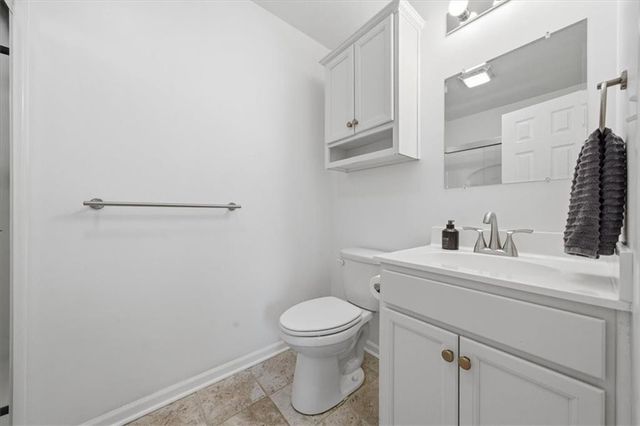 4700 W 65th Terrace, Prairie Village, KS 66208