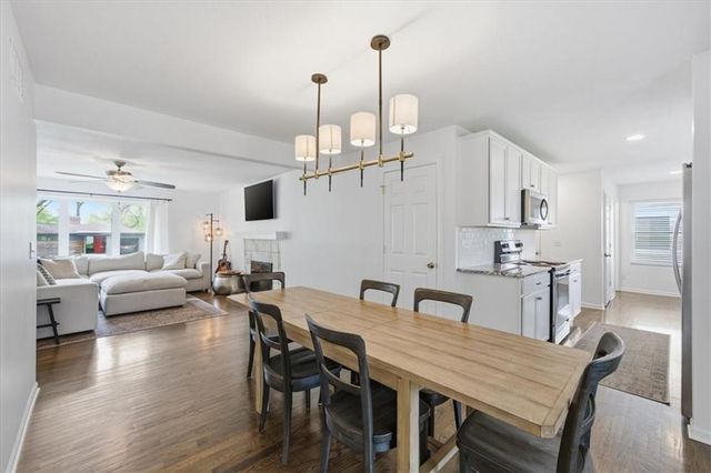 4700 W 65th Terrace, Prairie Village, KS 66208