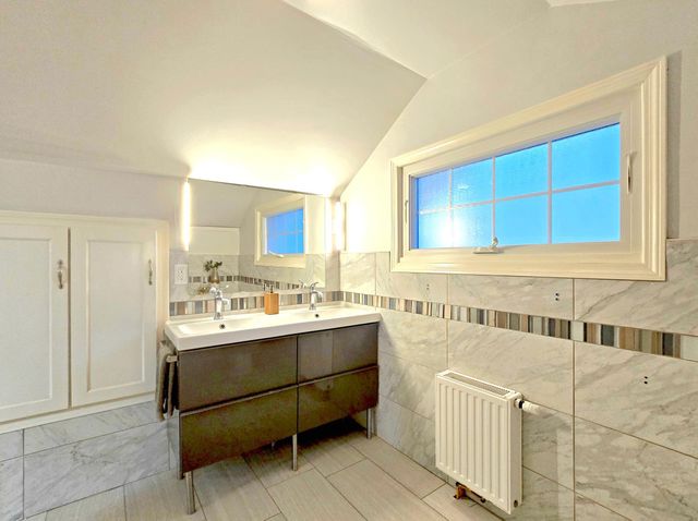 2342 Bourne Avenue, Saint Paul, MN 55108