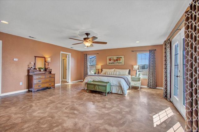 1016 E Fm 902, Howe, TX 75459