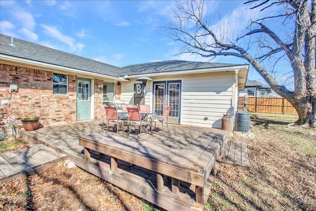 1016 E Fm 902, Howe, TX 75459