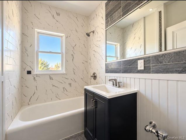 16 Minerva Place 1C, White Plains, NY 10601