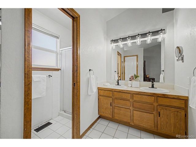 2137 Kay St, Longmont, CO 80501
