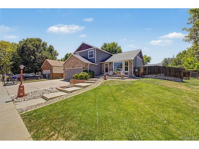 2137 Kay St, Longmont, CO 80501