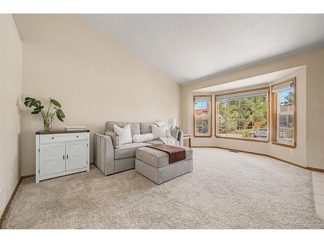 2137 Kay St, Longmont, CO 80501