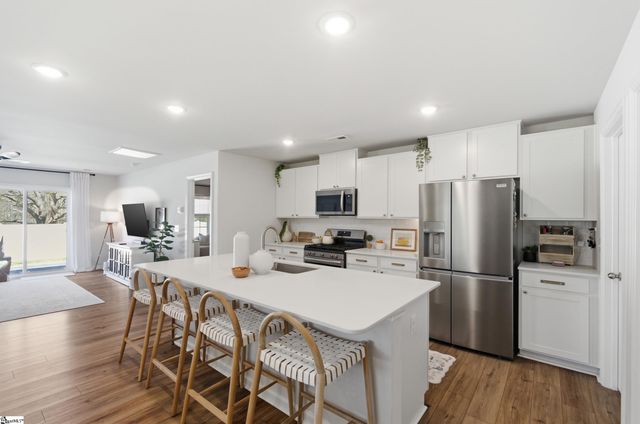 132 Clairvale Court, Greenville, SC 29605