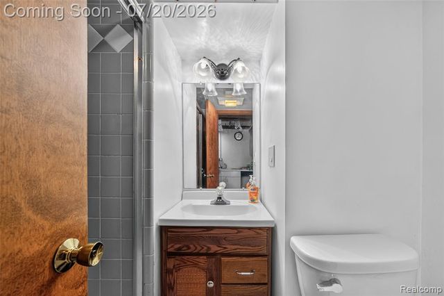 9428 Gillman Street, Livonia, MI 48150