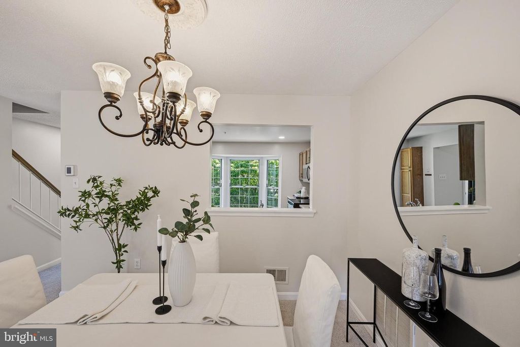 Image 31 of property listing at 2577 AMBLING CIR #46, Crofton, MD 21114