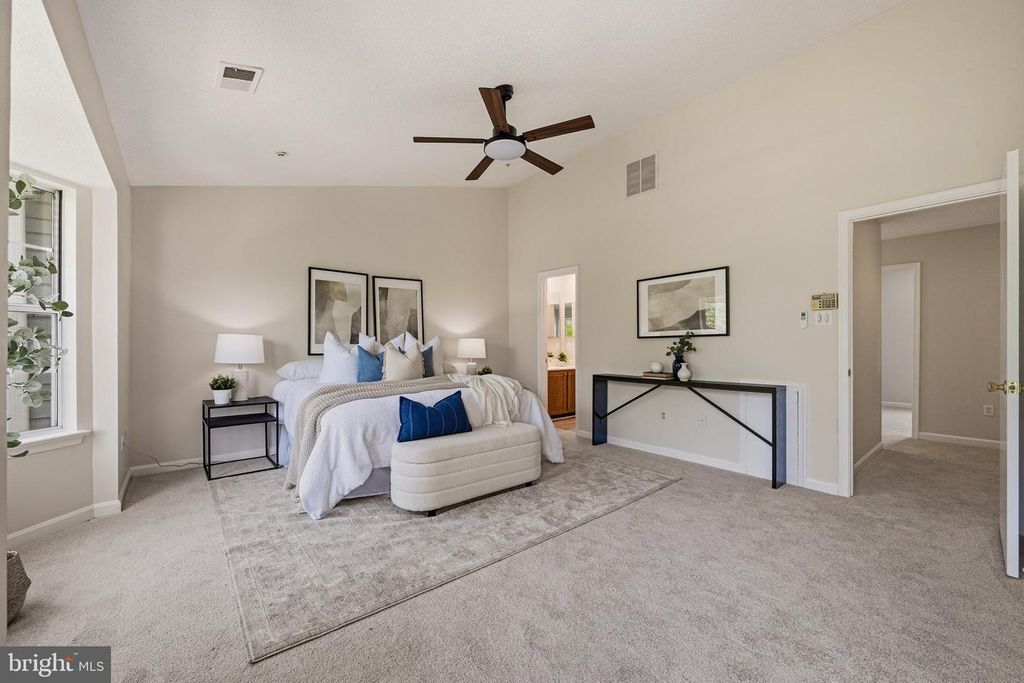 Image 47 of property listing at 2577 AMBLING CIR #46, Crofton, MD 21114