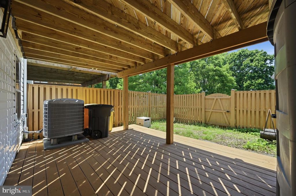 Image 55 of property listing at 2577 AMBLING CIR #46, Crofton, MD 21114