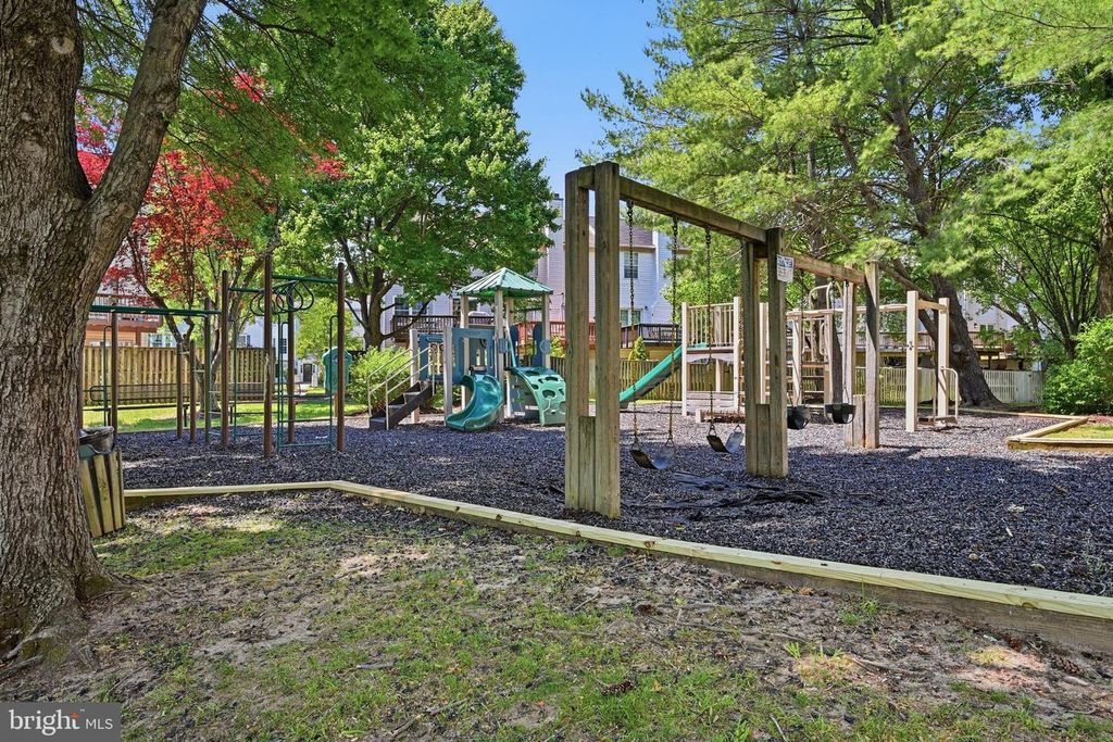 Image 58 of property listing at 2577 AMBLING CIR #46, Crofton, MD 21114