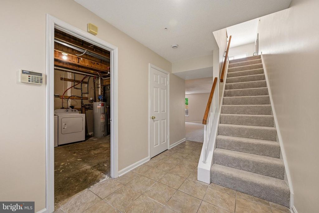 Image 6 of property listing at 2577 AMBLING CIR #46, Crofton, MD 21114