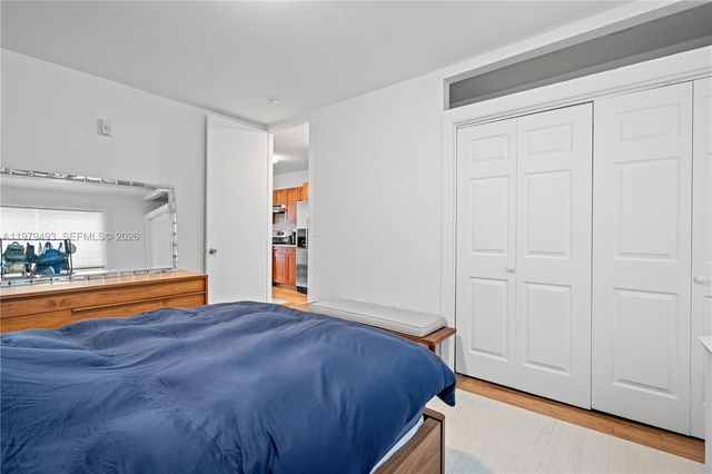 7950 Tatum Waterway Dr N8, Miami Beach, FL 33141