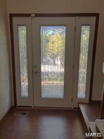 1599 Paradise Valley Drive, High Ridge, MO 63049