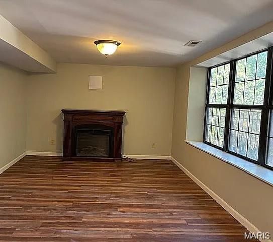 1599 Paradise Valley Drive, High Ridge, MO 63049