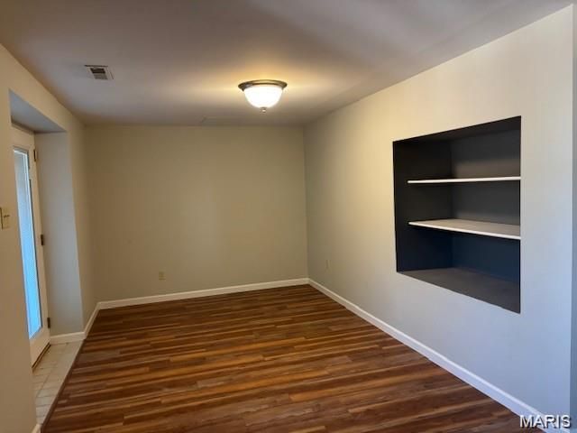 1599 Paradise Valley Drive, High Ridge, MO 63049