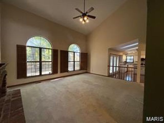 1599 Paradise Valley Drive, High Ridge, MO 63049