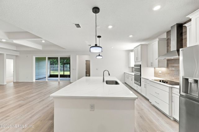 3642 AMERICANA Drive, Green Cove Springs, FL 32043