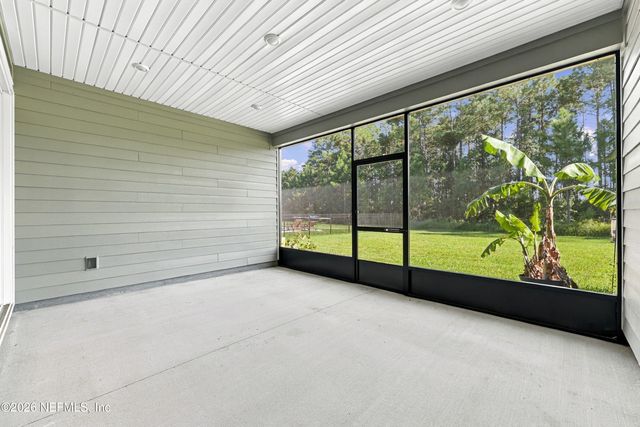 3642 AMERICANA Drive, Green Cove Springs, FL 32043