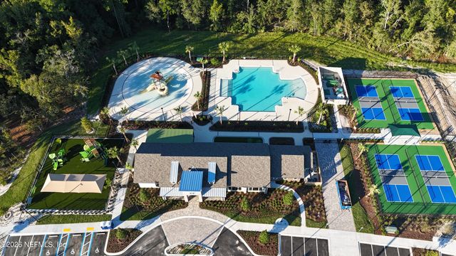 3642 AMERICANA Drive, Green Cove Springs, FL 32043