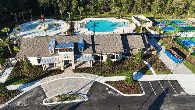 3642 AMERICANA Drive, Green Cove Springs, FL 32043