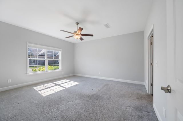 2326 Stonecenter Ln, Murfreesboro, TN 37128