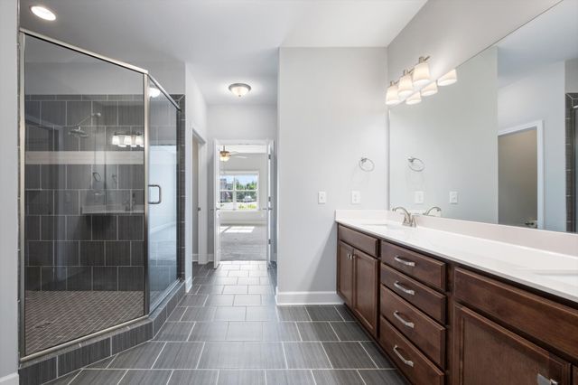 2326 Stonecenter Ln, Murfreesboro, TN 37128