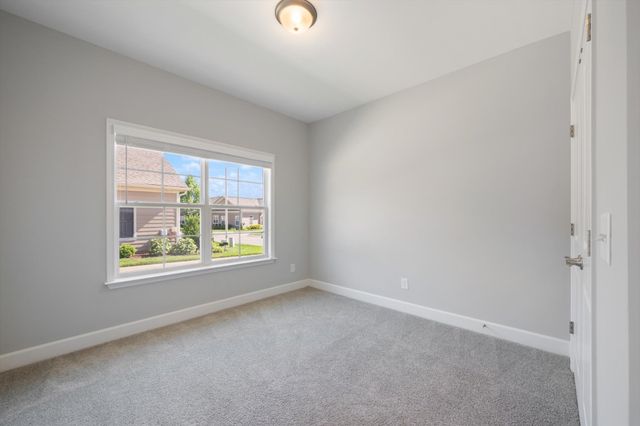 2326 Stonecenter Ln, Murfreesboro, TN 37128