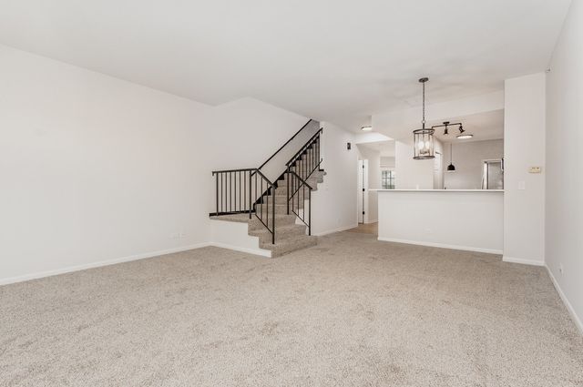 851 Addison Avenue, Lombard, IL 60148