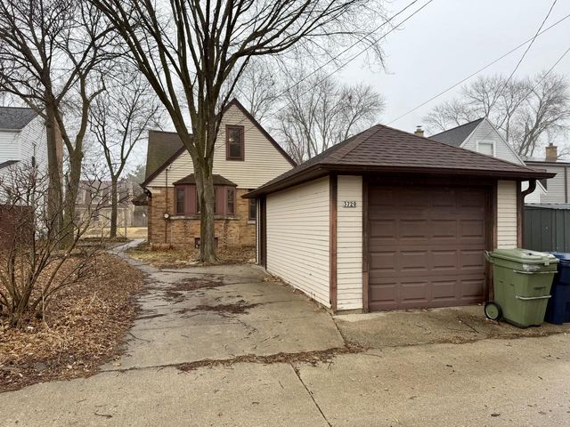 3720 N 56th STREET, Milwaukee, WI 53216