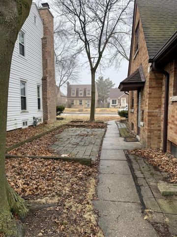 3720 N 56th STREET, Milwaukee, WI 53216