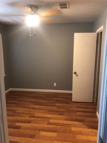 3022 Tarpey Avenue, Texas City, TX 77590