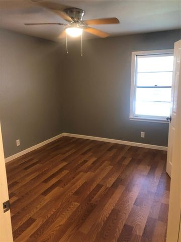 3022 Tarpey Avenue, Texas City, TX 77590