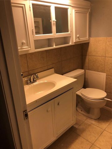 3022 Tarpey Avenue, Texas City, TX 77590