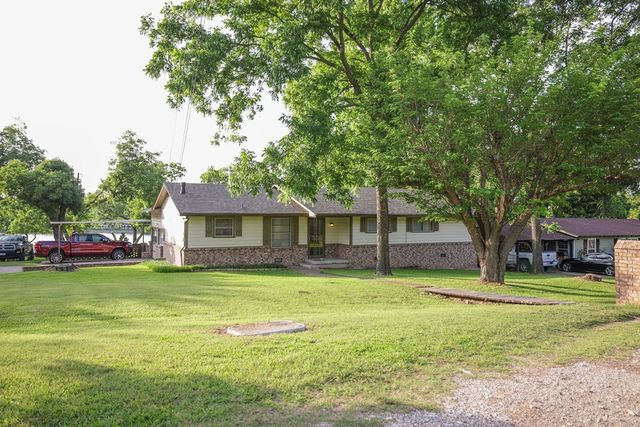 160 Vz County Road 3732, Wills Point, TX 75169