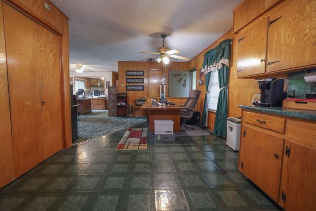 160 Vz County Road 3732, Wills Point, TX 75169