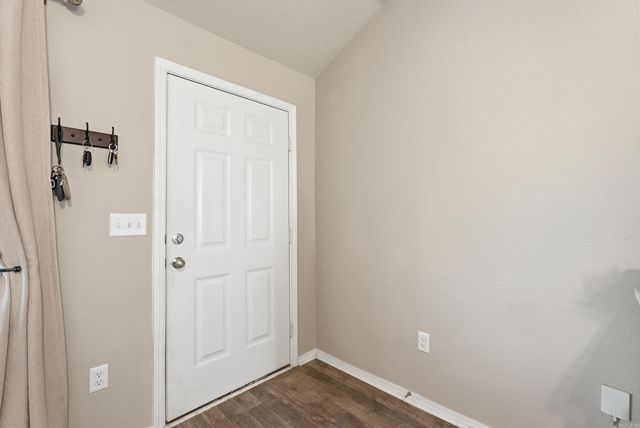 8 Spring Ridge Ln, Conway, AR 72032