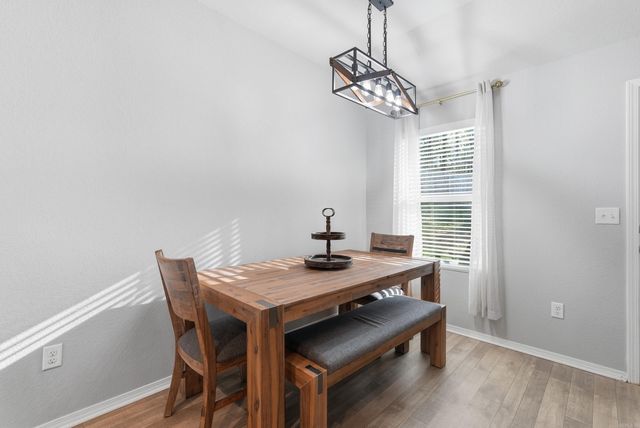 8 Spring Ridge Ln, Conway, AR 72032