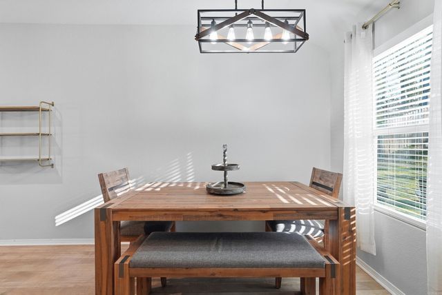 8 Spring Ridge Ln, Conway, AR 72032